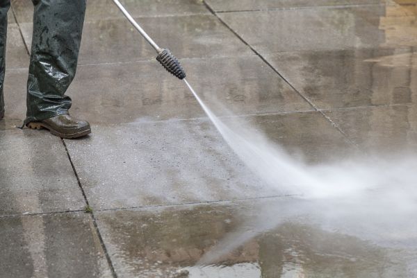 Cost of Concrete Power Washing in Redmond