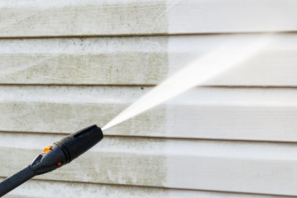 House Exterior Cleaning in Redmond