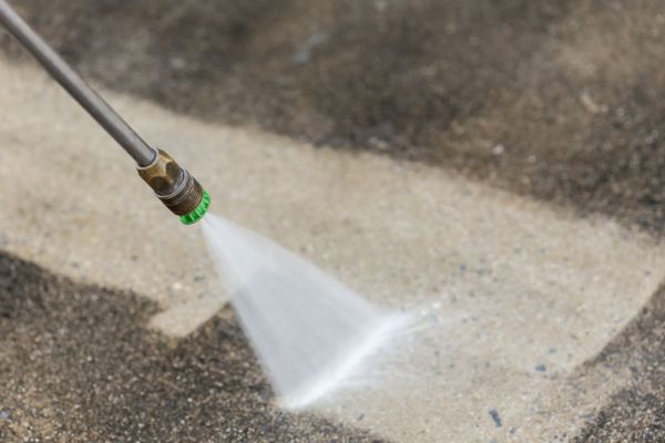 Cost of Garage Floor Power Washing in Redmond