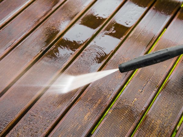 Cost of Balcony Cleaning in Redmond