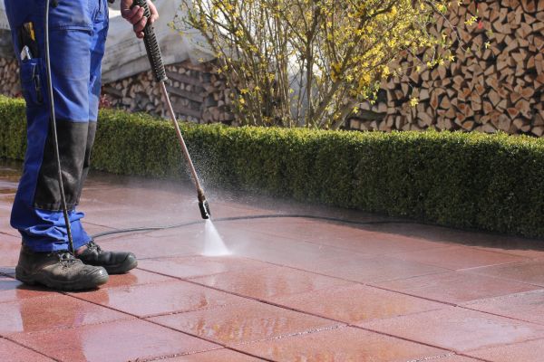Cost of Driveway Pavers Cleaning in Redmond