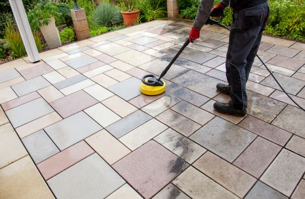 Cost of Patio Washing in Redmond
