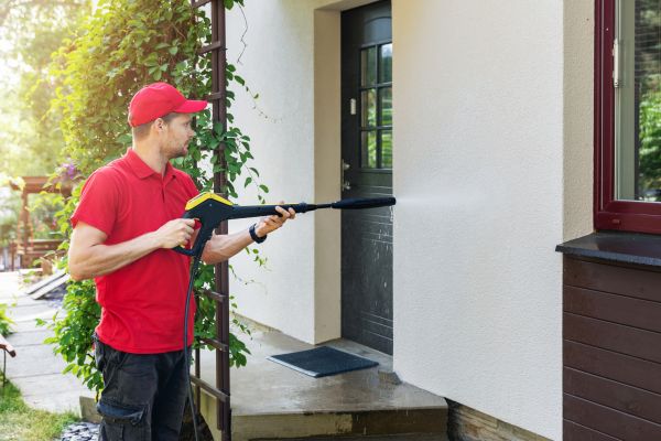 Cost of House Powerwashing in Redmond