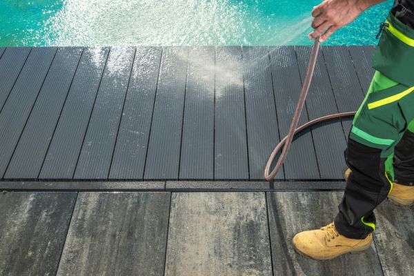 Cost of Pool Area Pressure Cleaning in Redmond