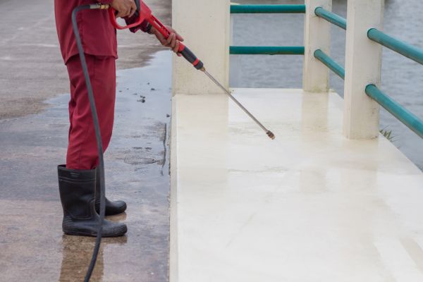 Industrial Concrete Cleaning in Redmond