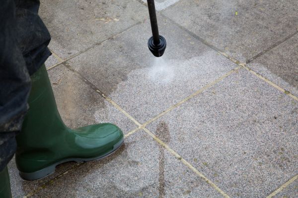 Industrial Pressure Cleaning in Redmond