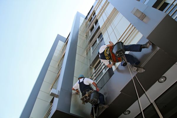 Cost of Condo Exterior Cleaning in Redmond