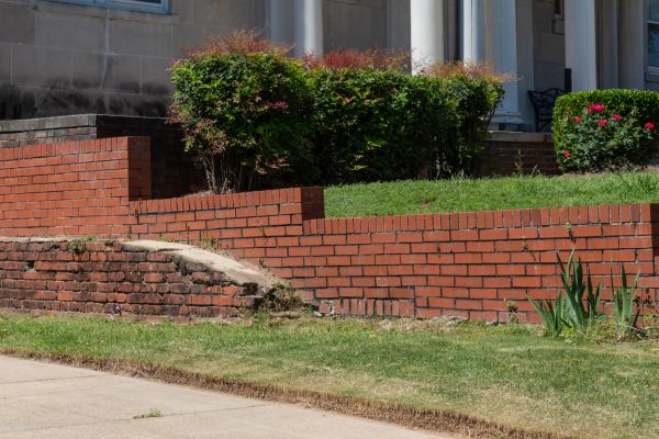 Cost of Retaining Wall Cleaning in Redmond