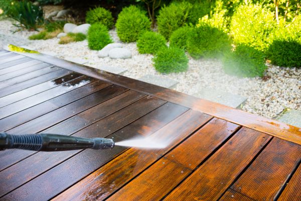 Cost of Deck Cleaning in Redmond